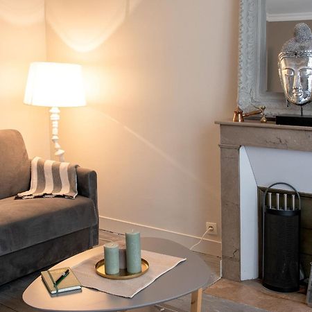 Eiffel Tower & Les Invalides - 1Br - Cityapartmentstay Paris Exteriör bild