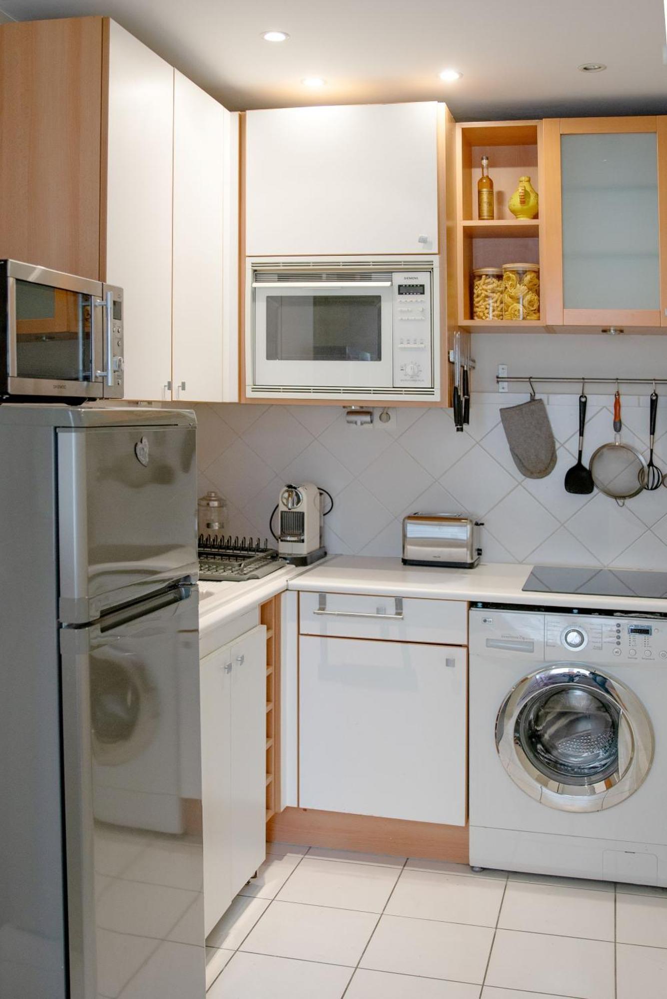 Eiffel Tower & Les Invalides - 1Br - Cityapartmentstay Paris Exteriör bild
